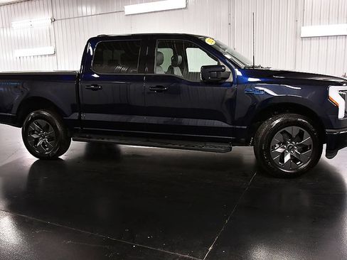 Used 2025 Ford F150 Lightning Lariat AWD/4WD image 8