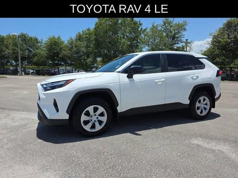 Used 2025 Toyota RAV4 LE FWD image 7