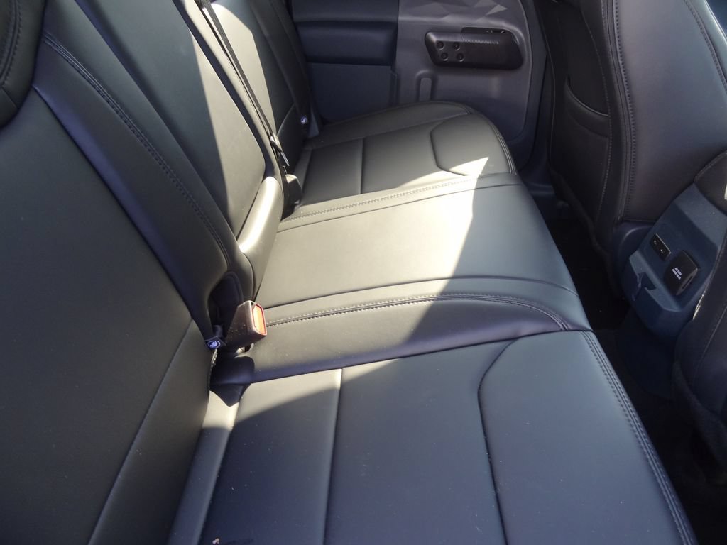 Used 2026 Ford Maverick Lariat w/ Black Appearance Package AWD/4WD image 17