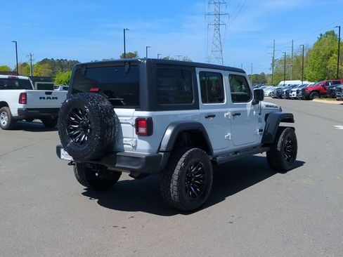 Used 2018 Jeep Wrangler Unlimited Sport S image 13