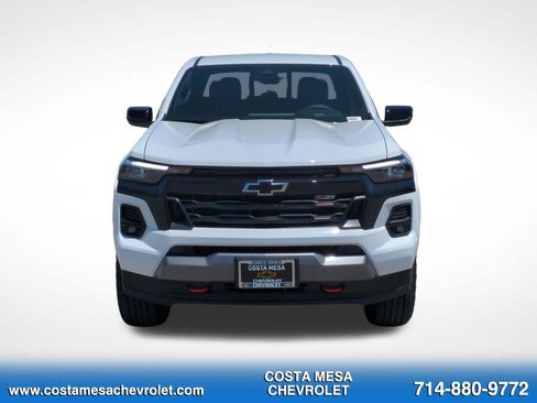 Used 2026 Chevrolet Colorado Z71 w/ Z71 Convenience Package 2 AWD/4WD image 2
