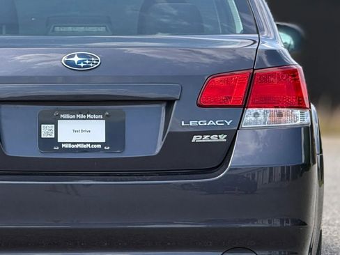 Used 2013 Subaru Legacy 2.5i Premium w/ All-Weather Pkg AWD/4WD image 14