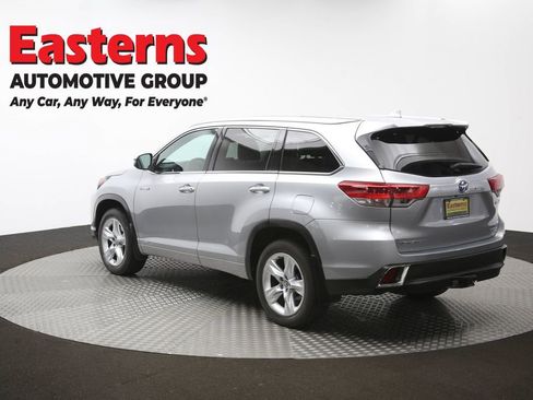 Used 2019 Toyota Highlander Limited w/ Carpet Mat Package (TMS) AWD/4WD image 70