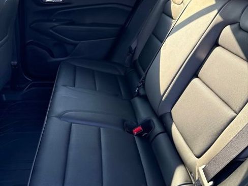 Used 2025 Chevrolet Trax ACTIV w/ Sunroof Package FWD image 21