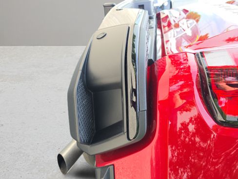Used 2025 Chevrolet Colorado Trail Boss AWD/4WD image 9