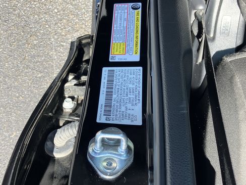 Certified 2024 Honda Civic EX image 30