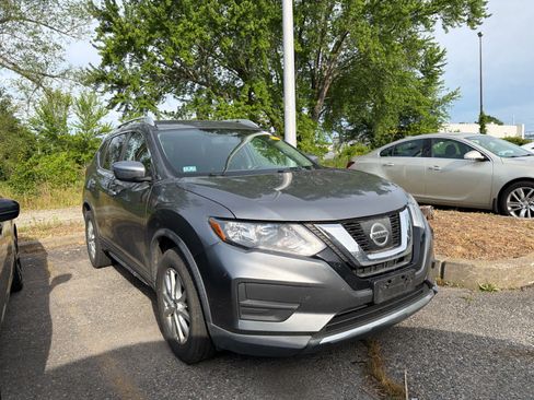Used 2017 Nissan Rogue SV AWD/4WD image 4