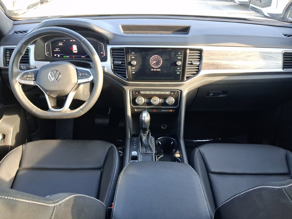 Used 2023 Volkswagen Atlas Cross Sport SE w/ Black Wheel Package FWD image 16