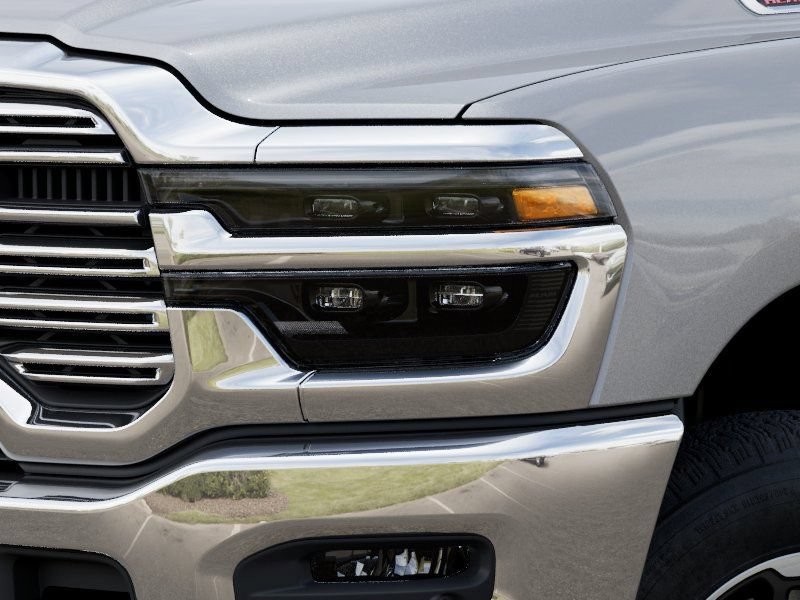 New 2026 RAM 2500 Laramie AWD/4WD image 10