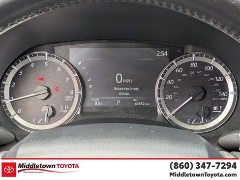Used 2023 Toyota Highlander XSE AWD/4WD image 17