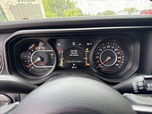 New 2026 Jeep Wrangler Unlimited Rubicon AWD/4WD image 25