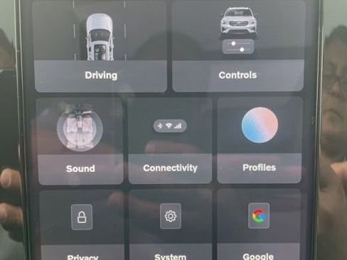 Used 2026 Volvo XC40 B5 Plus w/ Protection Package Premier image 22