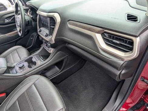 Used 2023 GMC Acadia Denali image 19