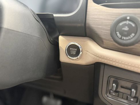 Certified 2022 Ford Expedition Limited image 22