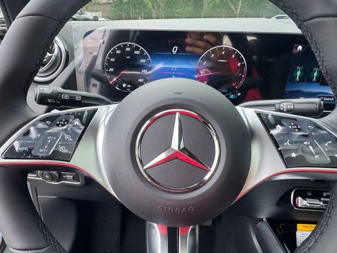 New 2026 Mercedes-Benz GLA 250 4MATIC image 12