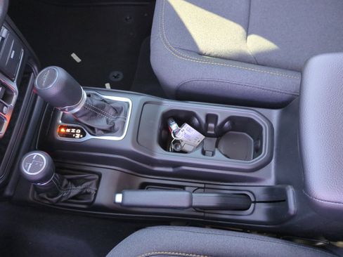 New 2026 Jeep Gladiator Sport image 15