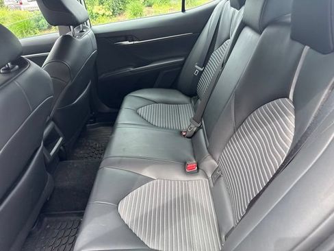 Used 2021 Toyota Camry SE AWD/4WD image 25