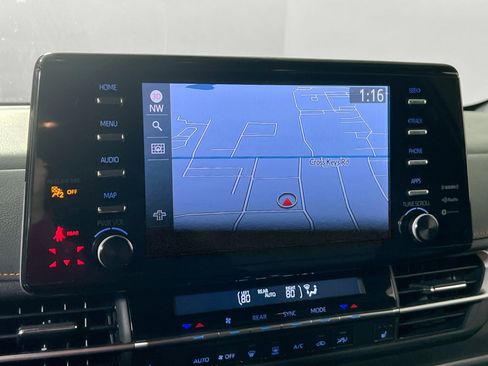 Used 2024 Toyota Sienna XSE FWD image 13
