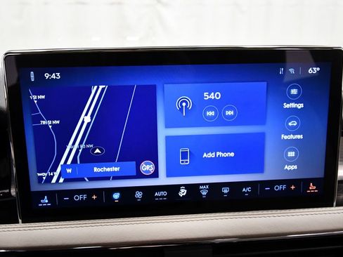 Used 2023 Lincoln Corsair AWD w/ Equipment Group 101A image 24