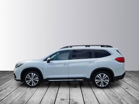 Used 2022 Subaru Ascent Limited w/ Technology Package AWD/4WD image 2