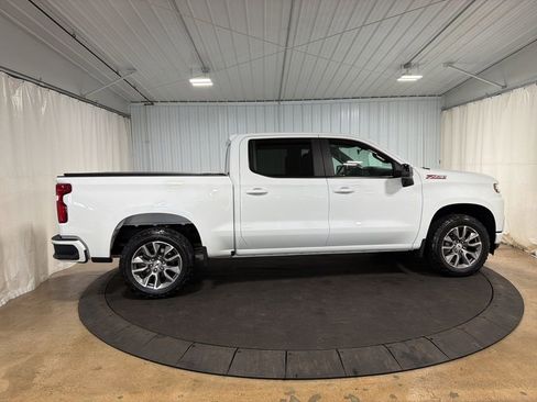 Certified 2022 Chevrolet Silverado 1500 RST w/ Z71 Off-Road Package AWD/4WD image 10