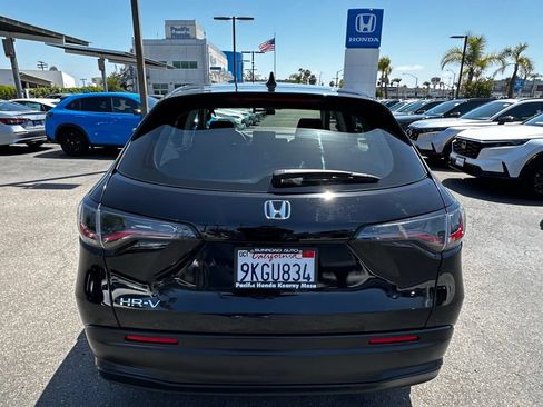 Used 2024 Honda HR-V LX image 7