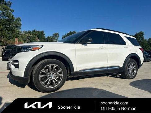Used 2023 Ford Explorer XLT w/ Equipment Group 202A AWD/4WD image 1