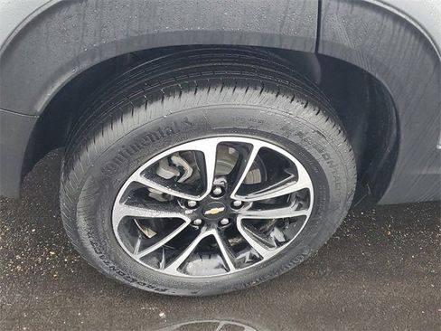 Certified 2024 Chevrolet TrailBlazer LT w/ LT Cold Weather Package image 5