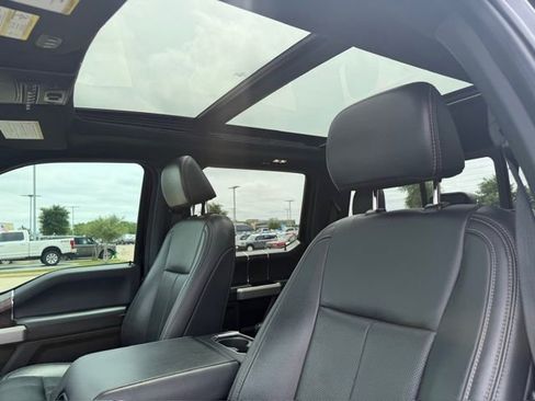 Used 2022 Ford F250 Lariat w/ Lariat Ultimate Package AWD/4WD image 19