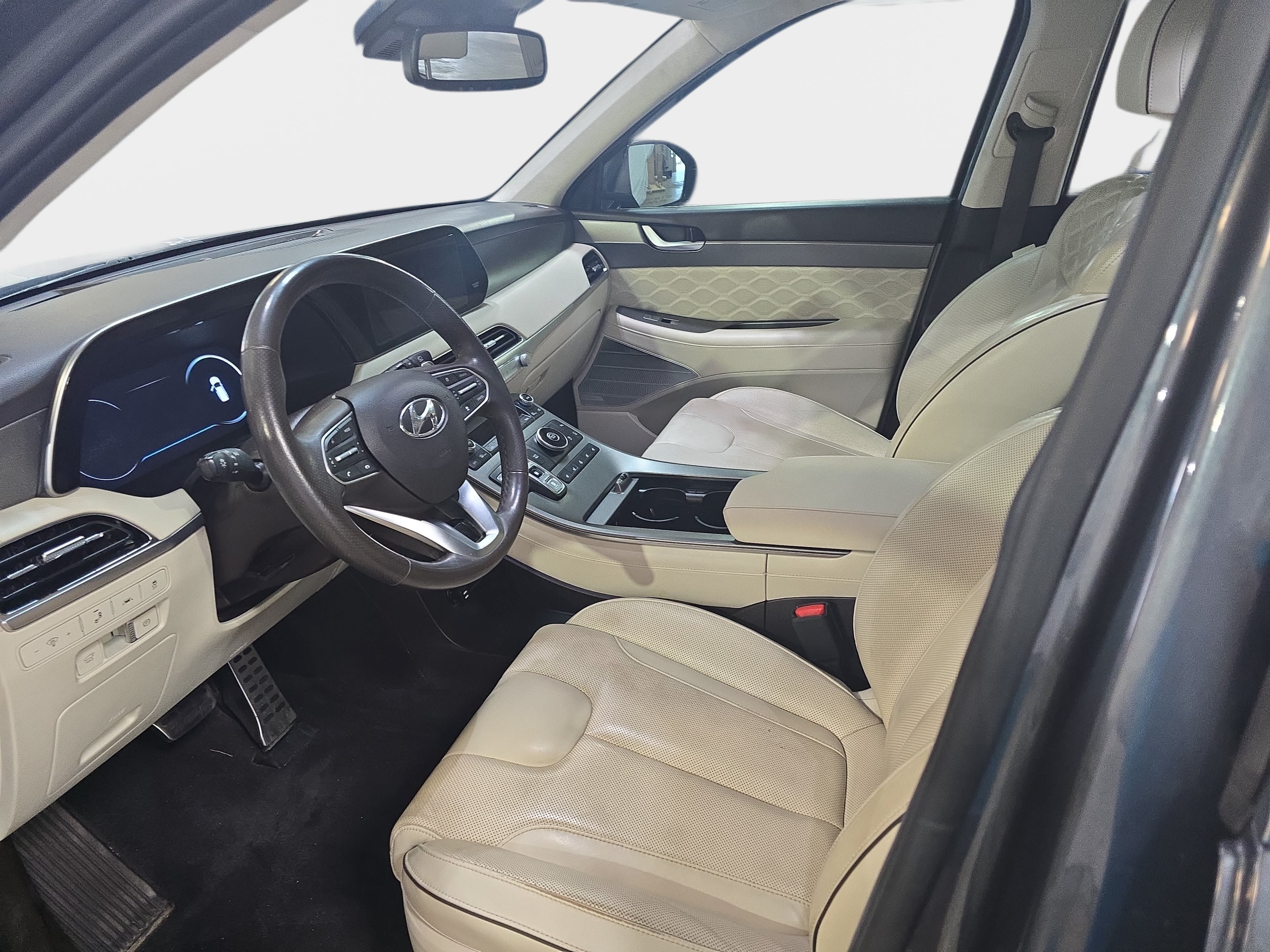 Used 2020 Hyundai Palisade Limited FWD image 13