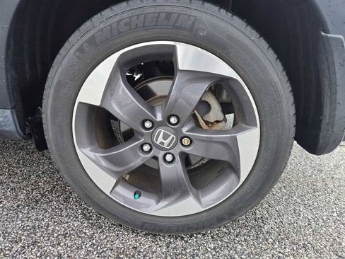 Used 2018 Honda HR-V EX-L image 8