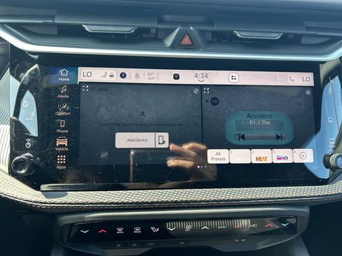 New 2026 Jeep Cherokee Limited image 27