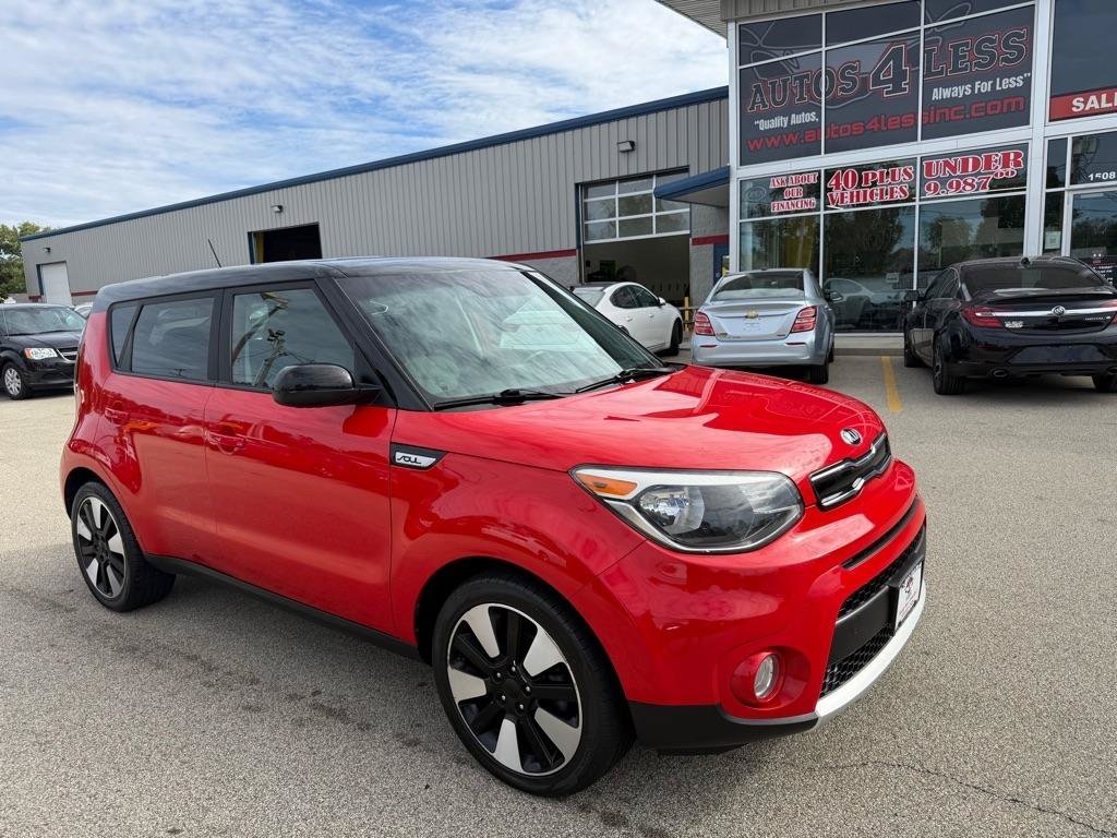 Used 2017 Kia Soul + w/ Designer's Package FWD image 3