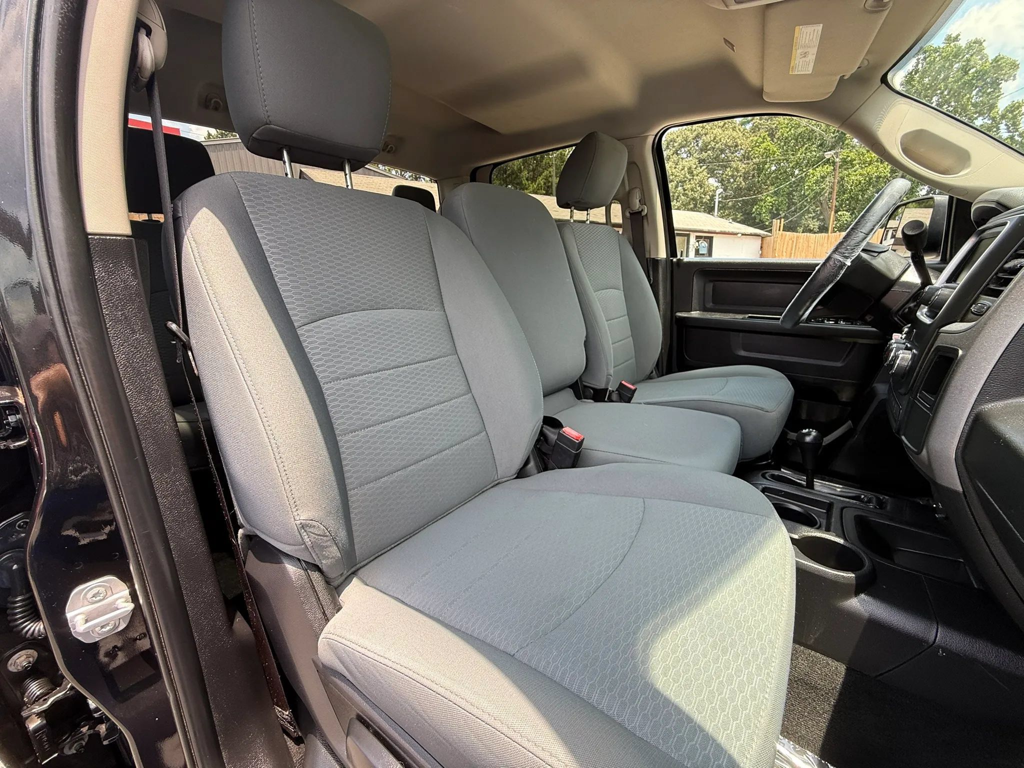 Used 2018 RAM 2500 Tradesman w/ Chrome Appearance Group AWD/4WD image 16