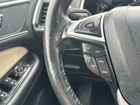 Used 2015 Ford Edge SEL w/ Equipment Group 201A image 10