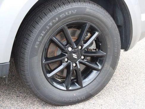 Used 2020 Dodge Journey SE w/ Blacktop Package FWD image 34
