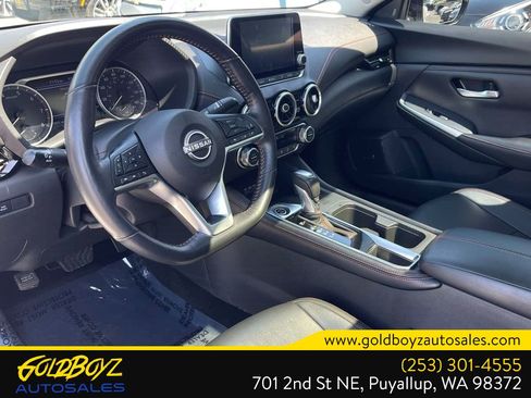 Used 2024 Nissan Sentra SR w/ SR Premium Package FWD image 13
