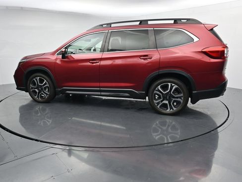Used 2023 Subaru Ascent Limited AWD/4WD image 5