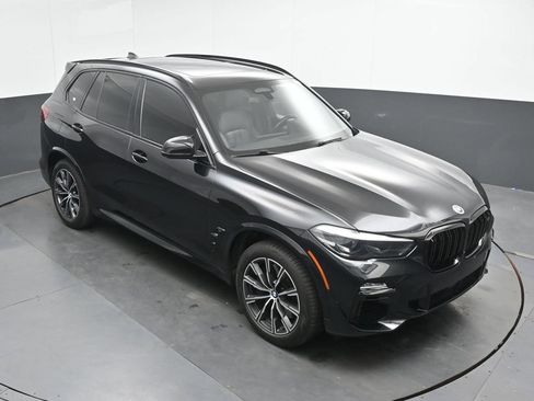 Used 2020 BMW X5 M50i AWD/4WD image 35