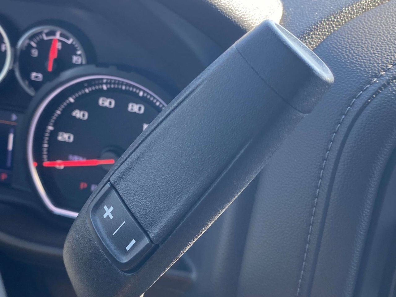 Used 2020 Chevrolet Silverado 1500 LT Trail Boss AWD/4WD image 32