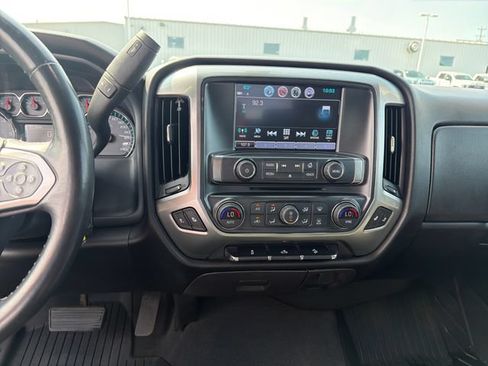 Used 2018 Chevrolet Silverado 1500 LT w/ All Star Edition AWD/4WD image 21