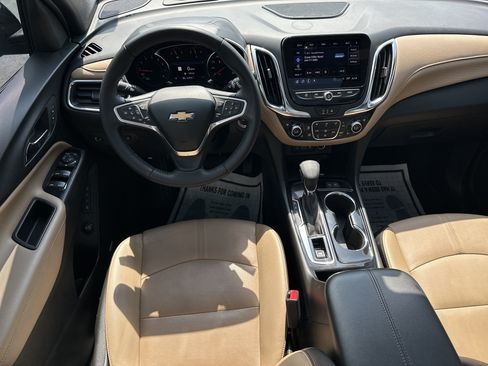 Used 2022 Chevrolet Equinox Premier FWD image 24