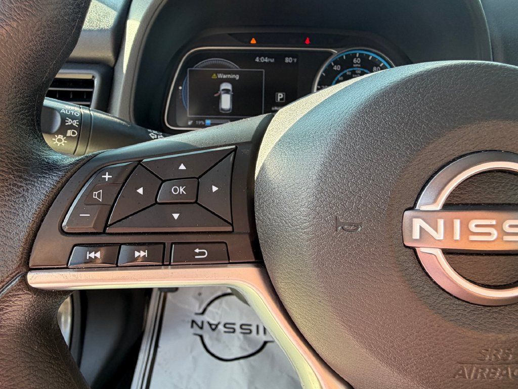 Used 2025 Nissan Leaf S FWD image 13