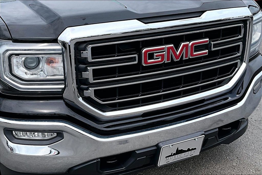 Used 2018 GMC Sierra 1500 SLE w/ SLE Value Package AWD/4WD image 34