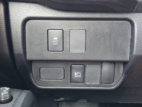 Used 2020 Toyota Tacoma SR RWD image 22