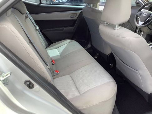 Used 2016 Toyota Corolla LE FWD image 28