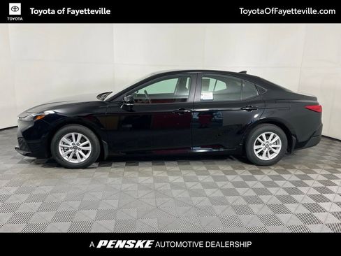 New 2026 Toyota Camry LE w/ Convenience Package image 2