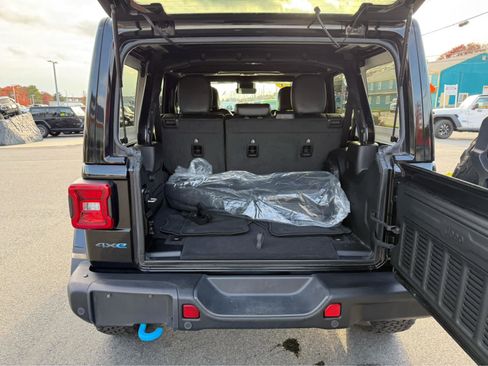 Used 2021 Jeep Wrangler Unlimited Rubicon 4xe w/ Steel Bumper Group image 11