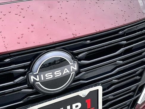 Used 2025 Nissan Altima 2.5 SV FWD image 30