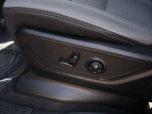 Used 2021 RAM 1500 Big Horn image 18